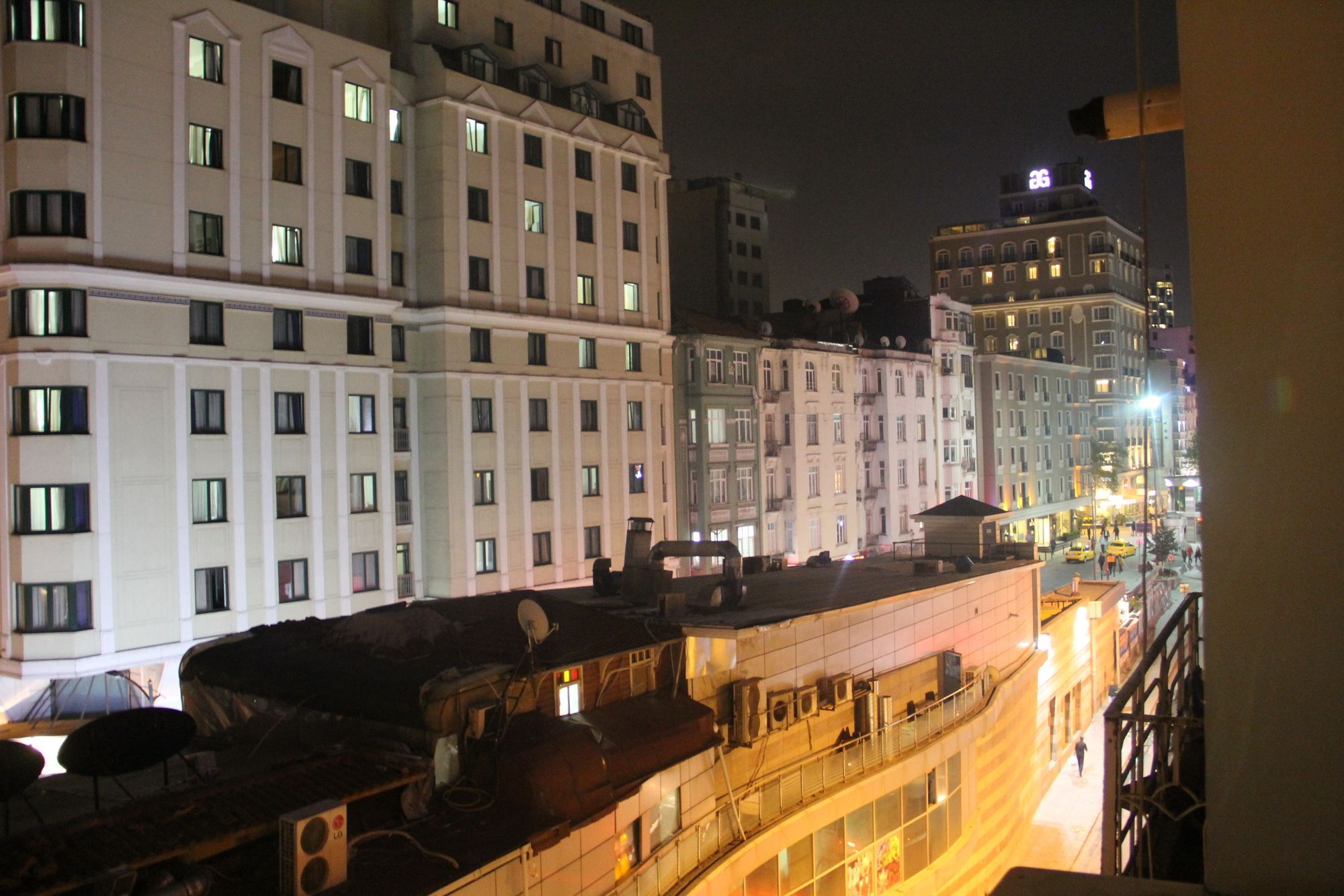 Taksim House Suites Istanbul Exterior photo